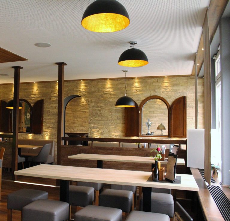 Gaststätteneinrichtung, Gastronomieeinrichtung, Lokaleinrichtung, Gaststätteneinrichtung, Bistroeinrichtung, Caféeinrichtung